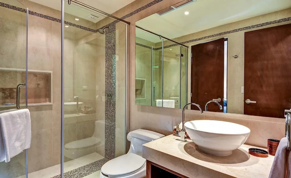Anam 1 Bedroom Apartment With Balcony Sleeps 3 Тулум